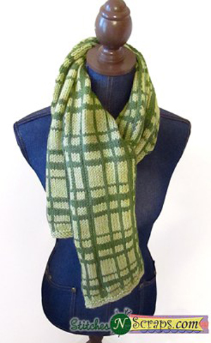 Plaid Scarf by Pia of Stitches N Scraps | Featured on @beckastreasures Saturday Link Party!