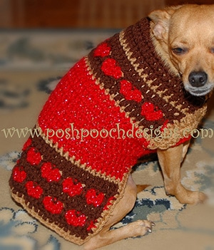 Hearts in a Row Dog Sweater by @PoshPoochDesign | via I Heart Clothes - A LOVE Round Up by @beckastreasures | #crochet #pattern #hearts #kisses #valentines #love