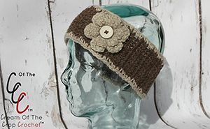 Flower Ear Warmers - Free Crochet Pattern by @COTCCrochet | Featured at Cream of the Crop Crochet - Sponsor Spotlight Round Up via @beckastreasures | #fallintochristmas2016 #crochetcontest #spotlight #crochet #roundup