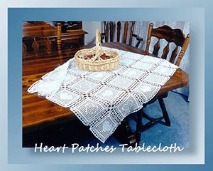 Heart Patches Tablecloth by @crochetmemories | via Be Mine Décor - A LOVE Round Up by @beckastreasures | #crochet #pattern #hearts #kisses #valentines #love