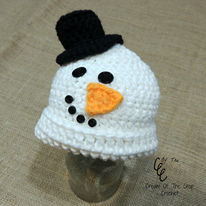 Snowman Top Hat (Preemie/NB) - Crochet Pattern by @COTCCrochet | Featured at Cream of the Crop Crochet - Sponsor Spotlight Round Up via @beckastreasures | #fallintochristmas2016 #crochetcontest #spotlight #crochet #roundup
