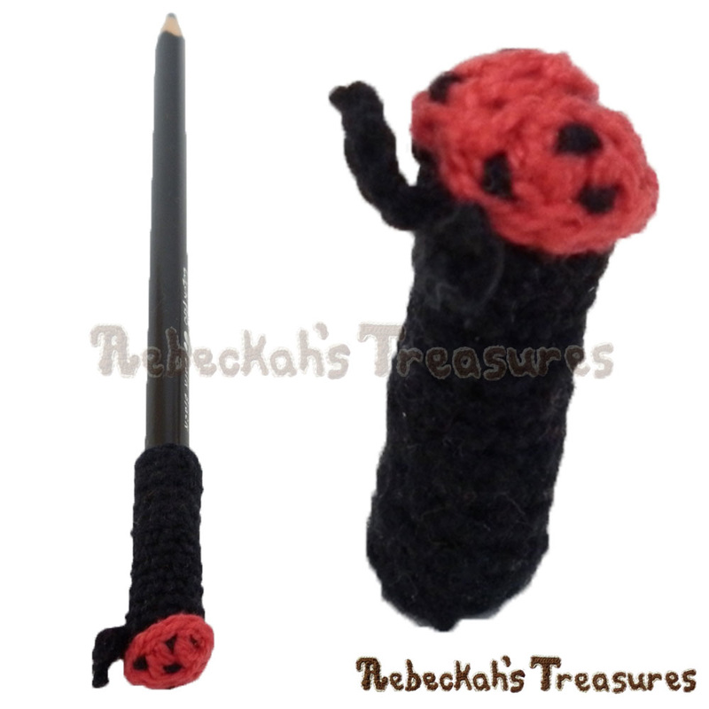 Ladybug Pencil Topper / Finger Puppet | FREE crochet pattern via @beckastreasures | Looking for quick and easy last minute gifts to crochet? Try this cute Ladybug Flower Pencil Topper pattern. It's fun for all ages and perfect for last-minute gifts or bulk gifting events! #ladybug #crochet #penciltopper #fingerpuppet