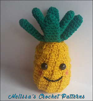 Happy Little Pineapple - Free Crochet Pattern by @melissaspattrns | Featured at Melissa's Crochet Patterns - Sponsor Spotlight Round Up via @beckastreasures | #fallintochristmas2016 #crochetcontest #spotlight #crochet #roundup