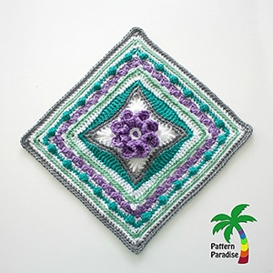 Spring Burst Square | Featured at Tuesday Treasures #33 via @beckastreasures with @patternparadise | #crochet
