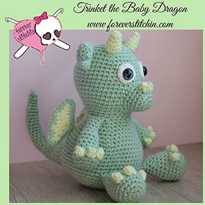 Trinket the Baby Dragon Amigurumi - Crochet Pattern by @foreverstitchin | Featured at Forever Stitchin - Sponsor Spotlight Round Up via @beckastreasures | #fallintochristmas2016 #crochetcontest #spotlight #crochet #roundup