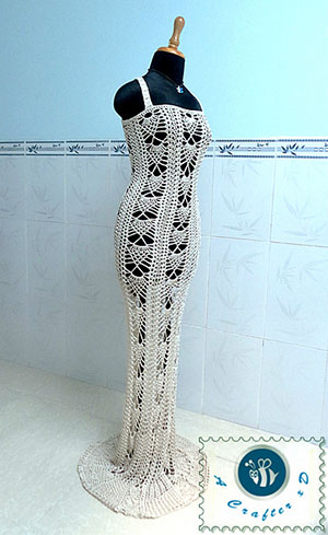 Pineapple Mermaid Dress by @MazKwok | via 20 #Free #Wedding #Crochet #Patterns Round Up by @beckastreasures | #bride #love