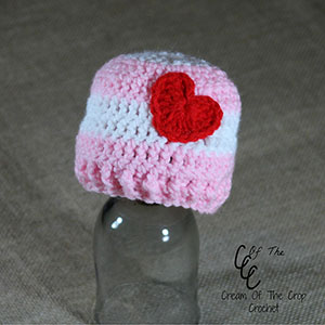 Preemie/Newborn Valentine's Day Hats by @COTCCrochet | via I Heart Hats - A LOVE Round Up by @beckastreasures | #crochet #pattern #hearts #kisses #valentines #love