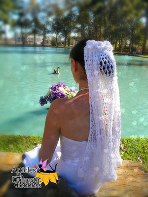 Love is in the Air Wedding Veil by @ArtofaDG | via 13 Premium #Wedding #Crochet #Patterns Round Up by @beckastreasures | #bride #love