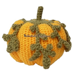 Jumbo Dwarf Free Pumpkin Crochet Pattern via @beckastreasures