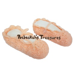 Free Crochet Shell Baby Slippers Pattern by Rebeckah's Treasures - Toddler (1-3 years) - 2 Fastener Options