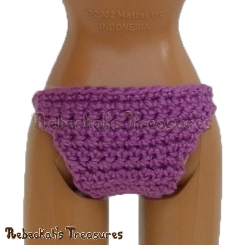 Regular Fashion Doll Panties - BACK VIEW | FREE crochet pattern via @beckastreasures | Delight little girls everywhere and add a special touch to your crochet dresses! #barbie #crochet