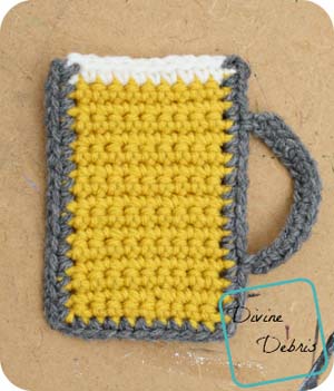 Mug of Beer Crochet Pattern by Amber of Divine Debris | Featured on @beckastreasures Saturday Link Party!