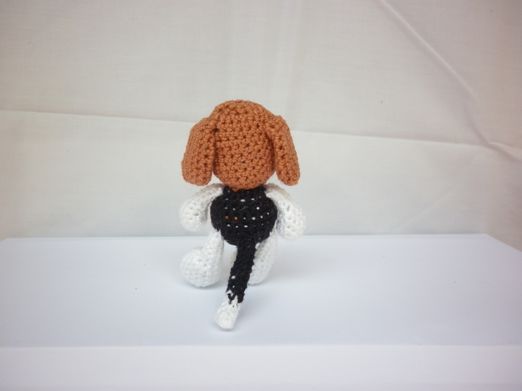 Crochet Beagle Amigurumi Dog