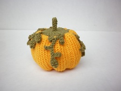 #1 Jumbo Dwarf Amigurumi Pumpkin