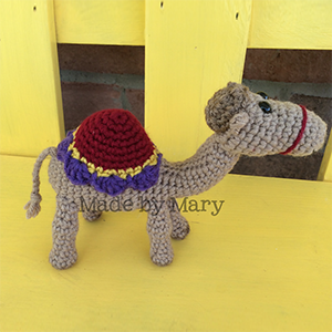 Nativity Camel Amigurumi - Crochet Pattern by #MadebyMary | Featured at Made by Mary - Sponsor Spotlight Round Up via @beckastreasures | #fallintochristmas2016 #crochetcontest #spotlight #crochet #roundup