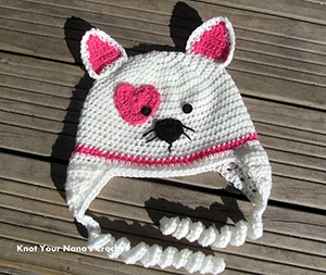 Valentines Kitty Hat by @KYNC2010 | via I Heart Hats - A LOVE Round Up by @beckastreasures | #crochet #pattern #hearts #kisses #valentines #love