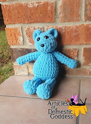 Chunky Teddy Bear Amigurumi | Featured at Tuesday Treasures #29 via @beckastreasures with @ArtofaDG | #crochet
