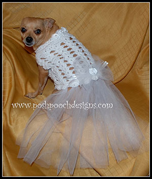 Dog Sweater Wedding Dress by @PoshPoochDesign | via 13 Premium #Wedding #Crochet #Patterns Round Up by @beckastreasures | #bride #love