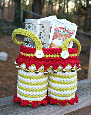 Elf Pants Gift Basket | Friday Feature #5 via @beckastreasures with @sobladesigns #crochet