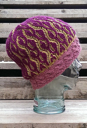 Rosenknopplue - Rosebud | Friday Feature #21 via @beckastreasures with #HelleSlenteDesign | See the latest designer features here: https://goo.gl/UIvoYx OR SIGN UP to get featured at Rebeckah's Treasures here: https://goo.gl/xjDP52 #crochet #knitting