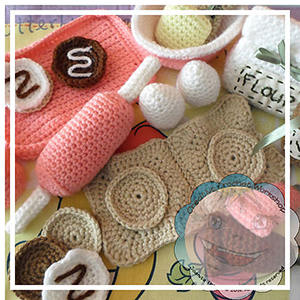 Littlest Cookie Baking Set - Crochet Pattern by @CCWJoanita | Featured at Creative Crochet Workshop - Sponsor Spotlight Round Up via @beckastreasures | #fallintochristmas2016 #crochetcontest #spotlight #crochet #roundup