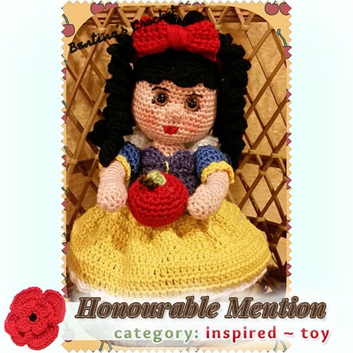 Magical Thread Treasures Snow White | TOY Category - Honourable Mention (more than 100 votes) at @beckastreasures | Fall into Christmas Crochet Contest 2016 (October 30th - December 21st)