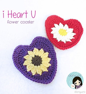 i Heart U Flower Coaster by #Doriyumi | via Be Mine Coasters & Cozies - A LOVE Round Up by @beckastreasures | #crochet #pattern #hearts #kisses #valentines #love