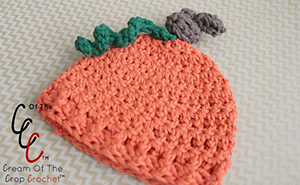 18-inch Doll Knotted Pumpkin Hat - Crochet Pattern by @COTCCrochet | Featured at Cream of the Crop Crochet - Sponsor Spotlight Round Up via @beckastreasures | #fallintochristmas2016 #crochetcontest #spotlight #crochet #roundup