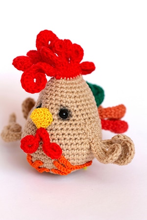 Funny Rooster | 2017 Year of the Rooster Crochet Pattern Round Up by @beckastreasures with #ErmakElena