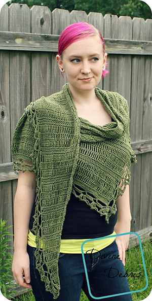 Paige Shawl - Crochet Pattern by @divinedebrisweb | Featured at Divine Debris - Sponsor Spotlight Round Up via @beckastreasures | #fallintochristmas2016 #crochetcontest #spotlight #crochet #roundup