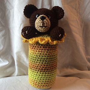 Peek A Boo Bear - Free Crochet Pattern by @lisakingsley4 | Featured at Lisa Kingsley Designs - Sponsor Spotlight Round Up via @beckastreasures | #fallintochristmas2016 #crochetcontest #spotlight #crochet #roundup