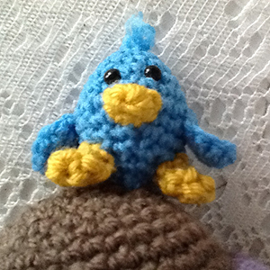 Little Blue Bird - Free Crochet Pattern by @lisakingsley4 | Featured at Lisa Kingsley Designs - Sponsor Spotlight Round Up via @beckastreasures | #fallintochristmas2016 #crochetcontest #spotlight #crochet #roundup