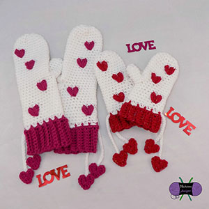 Puffy Heart Mittens by @SoBlaDesigns | via I Heart Hands & Feet - A LOVE Round Up by @beckastreasures | #crochet #pattern #hearts #kisses #valentines #love