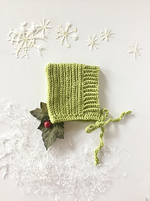 Ribbed Baby Bonnet - Crochet Pattern by @LtMonkeyShop | Featured at Little Monkeys Design - Sponsor Spotlight Round Up via @beckastreasures | #fallintochristmas2016 #crochetcontest #spotlight #crochet #roundup