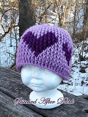 Yours Truly Graph Hat by @MNECrafts | via I Heart Hats - A LOVE Round Up by @beckastreasures | #crochet #pattern #hearts #kisses #valentines #love