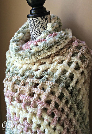 Gentle Solace Prayer Shawl - Free Crochet Pattern by @OombawkaDesign | Featured at Oombawka Design - Sponsor Spotlight Round Up via @beckastreasures | #fallintochristmas2016 #crochetcontest #spotlight #crochet #roundup