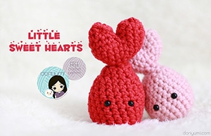 Little Sweet Hearts Amigurumi by #Doriyumi | via I Heart Toys - A LOVE Round Up by @beckastreasures | #crochet #pattern #hearts #kisses #valentines #love
