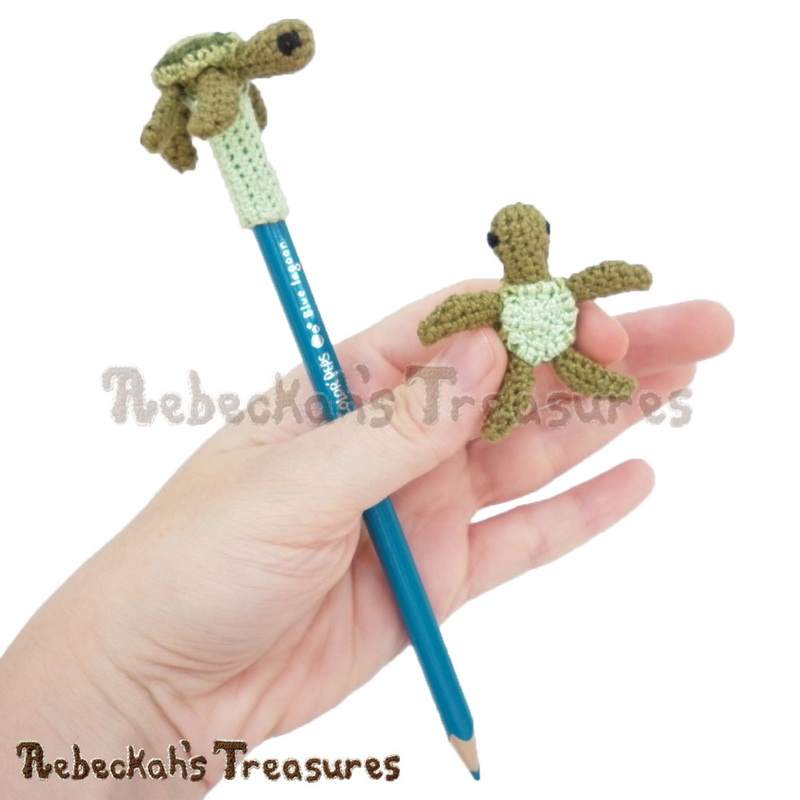 Cotton Thread Variations | Preview of Mini Turtle Friends via @beckastreasures | Free patterns you'll love crocheting as last-minute gifts, party favours, halloween treats and stocking stuffers! #freecrochet #turtles #crochet #amigurumi #penciltopper #fingerpuppet