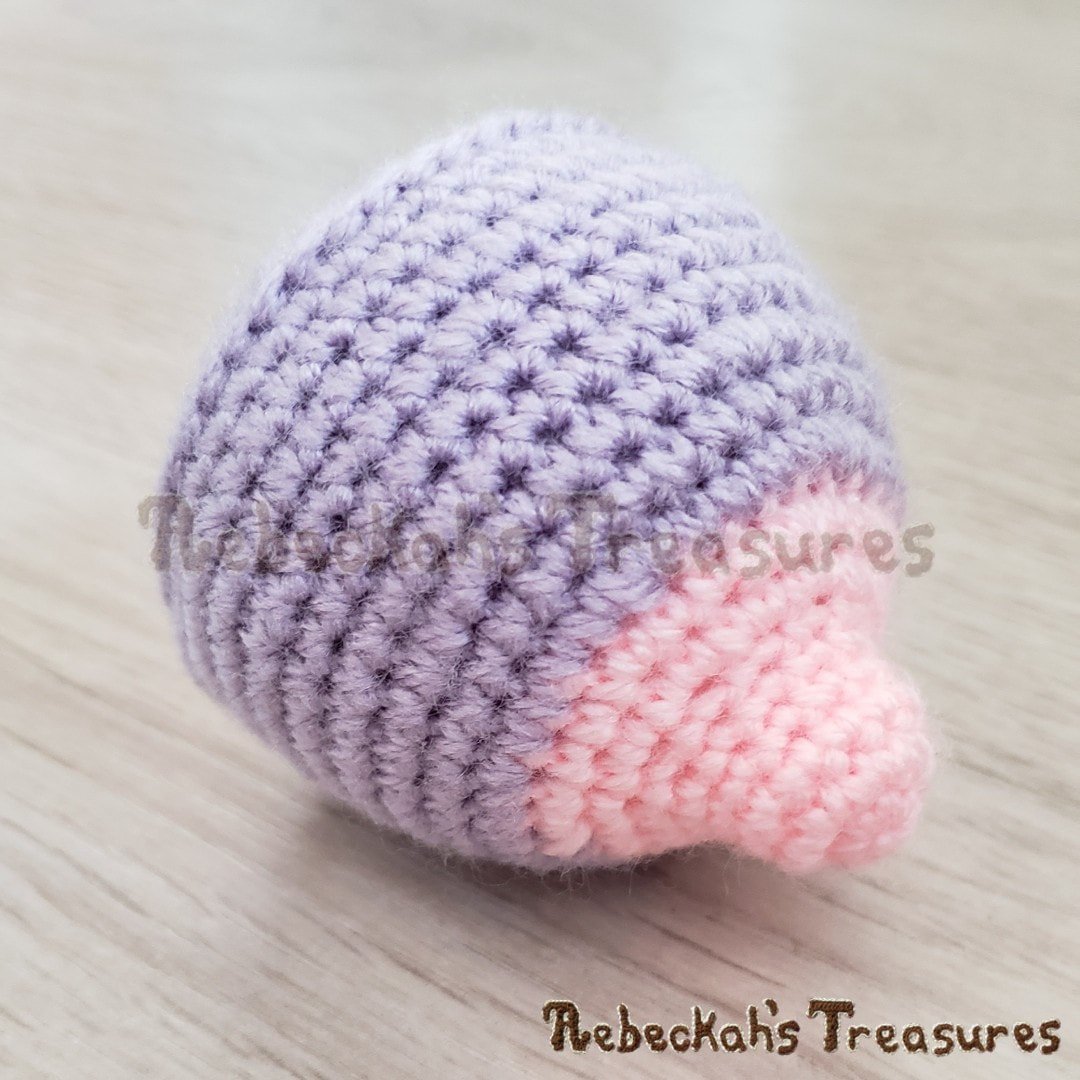 Midwifery Boobs | #FREE Amigurumi Crochet Pattern by @beckastreasures | Written pattern | Available for free on my blog or to purchase in my #Ravelry & Website shops - Get your copy today! | #crochet #pattern #amigurumi #boob #midwifery #midwife #breastfeeding #doula #breast #RebeckahsTreasures